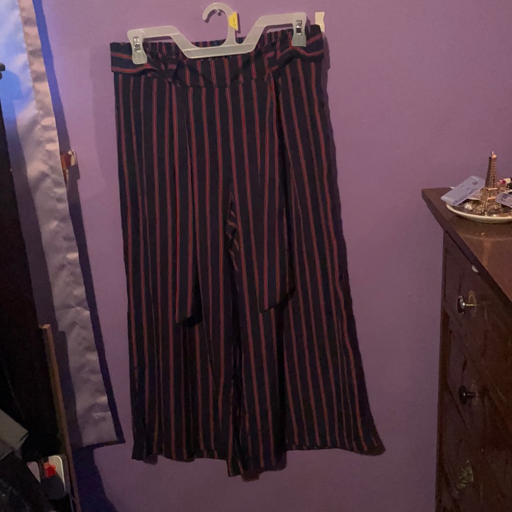 Wide leg pants